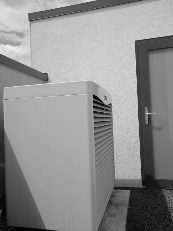 Wärmepumpe, Neubau, Installateur, Heizung, regenerativ, Vaillant flexoTHERM Außengerät - Merzenich